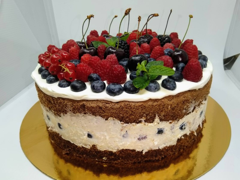 Naked Cake